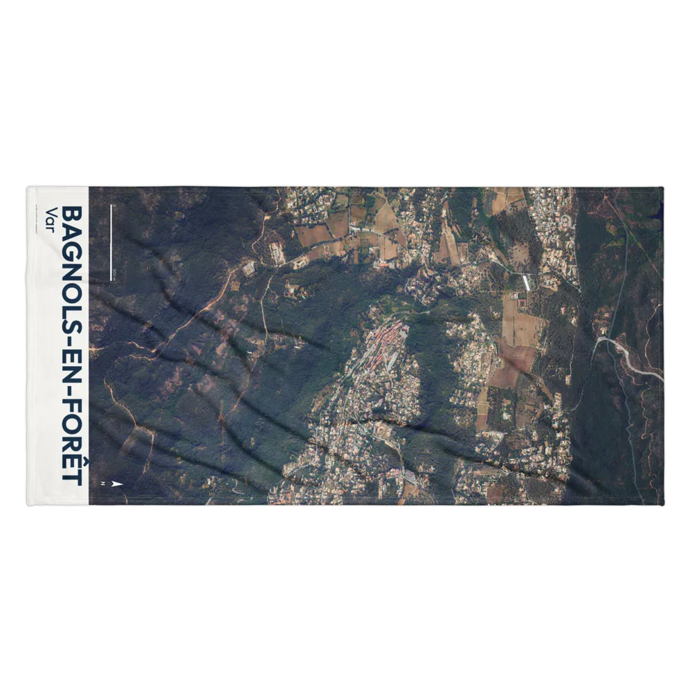 Serviette de plage — vue aérienne de Bagnols-en-Forêt