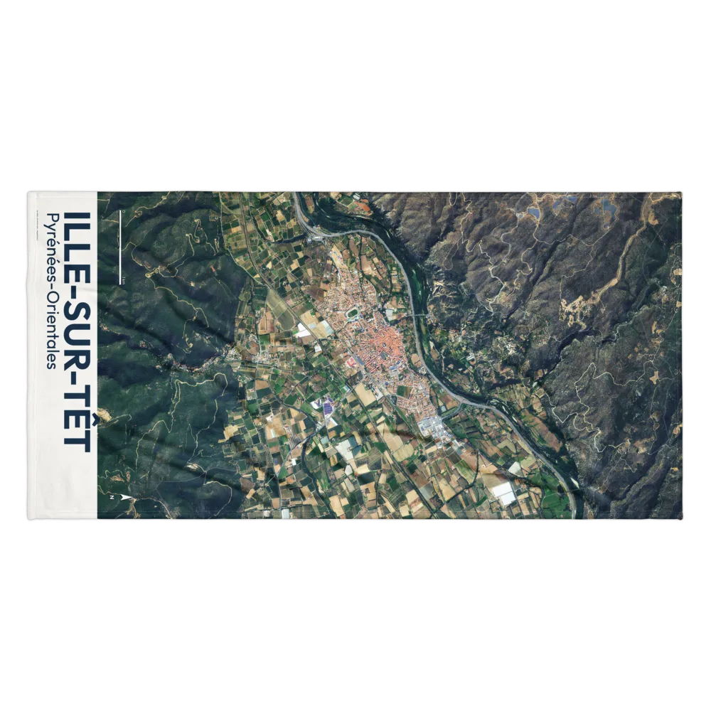 Serviette de plage — vue aérienne d'Ille-sur-Têt