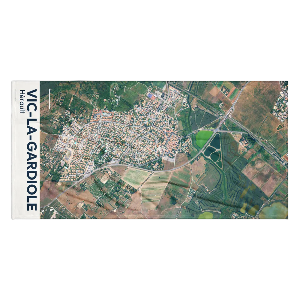 Serviette de plage — vue aérienne de Vic-la-Gardiole