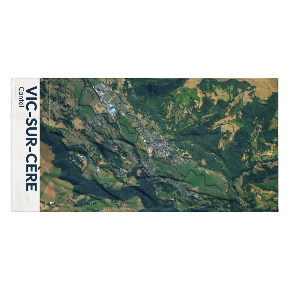 Serviette de plage — vue aérienne de Vic-sur-Cère