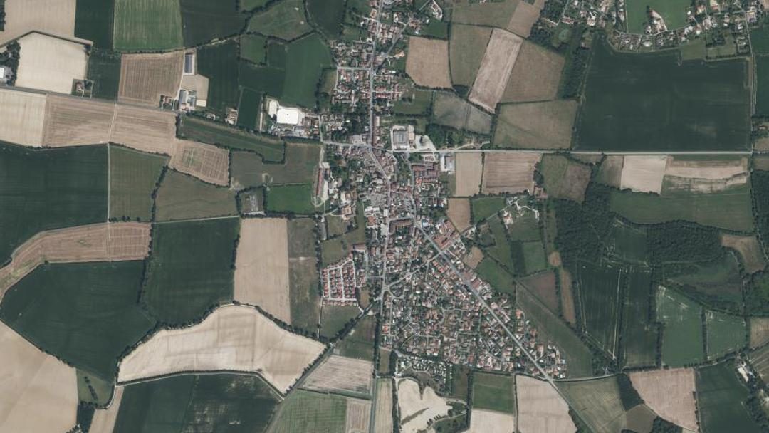 Photo 2 — Ambérieux-en-Dombes, Ain (01330)