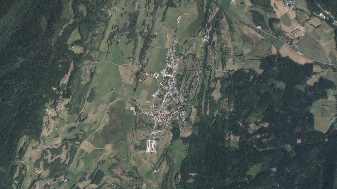 Photo 2 — Brénod, Ain (01110)