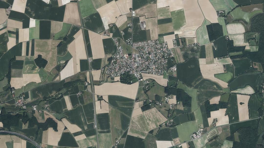 Photo 2 — Civrieux, Ain (01390)