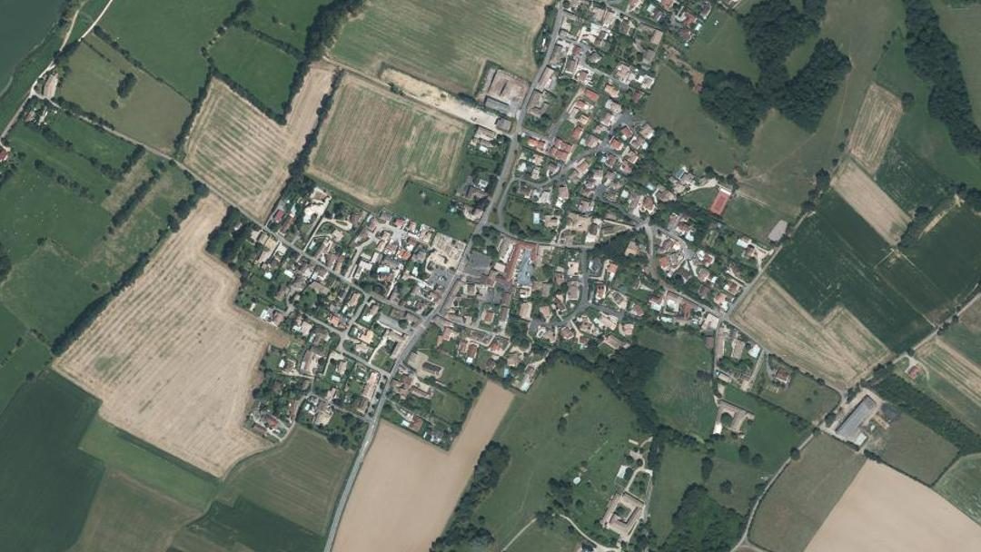 Photo 2 — Genouilleux, Ain (01090)