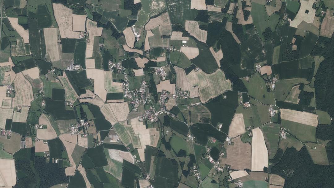 Photo 2 — Illiat, Ain (01140)