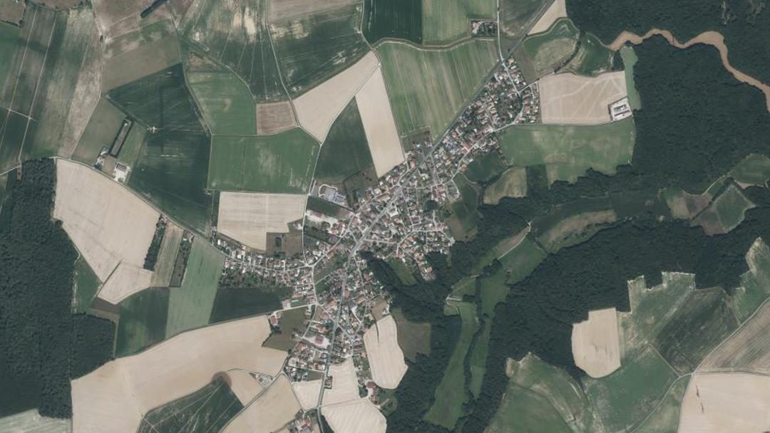 Photo 2 — Pizay, Ain (01120)
