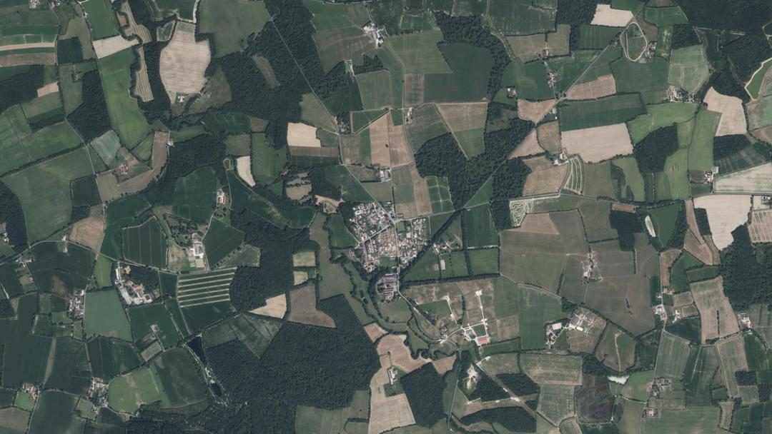 Photo 4 — Romans, Ain (01400)