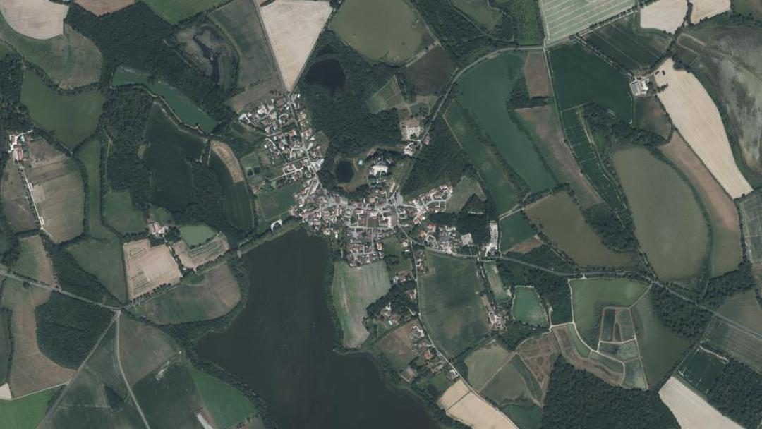 Photo 5 — Versailleux, Ain (01330)