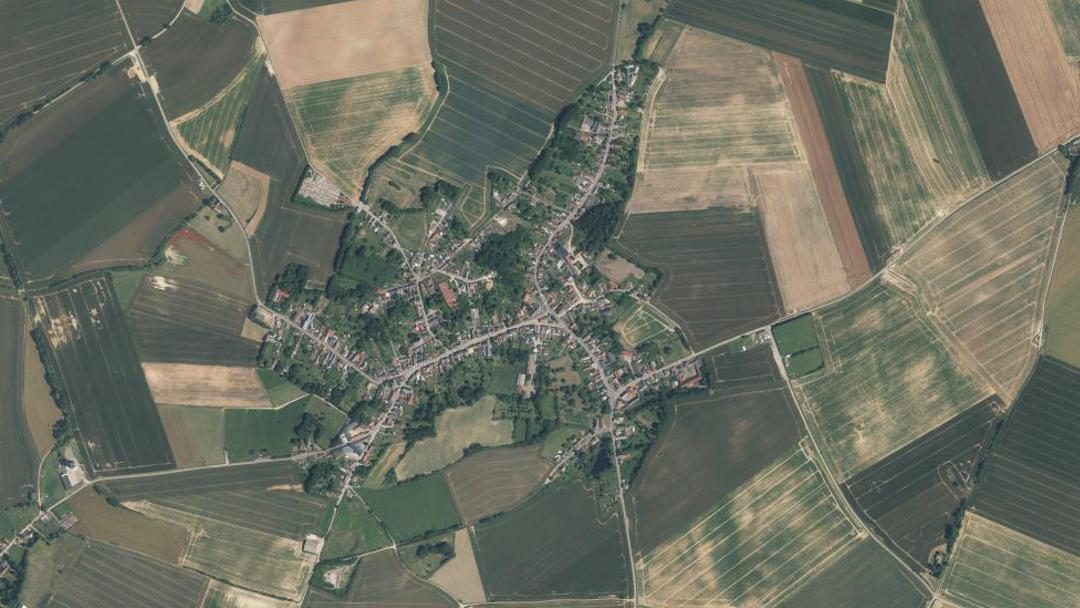 Photo 3 — Montbrehain, Aisne (02110)