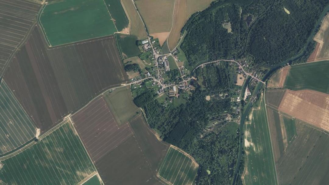 Photo 3 — Tugny-et-Pont, Aisne (02640)