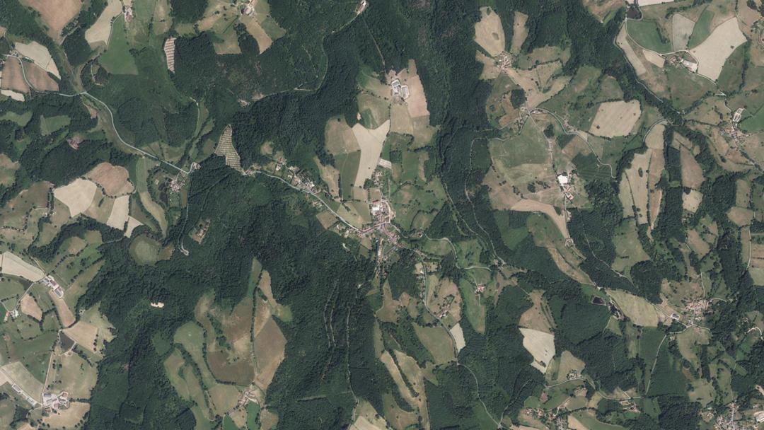 Photo 4 — Châtel-Montagne, Allier (03250)