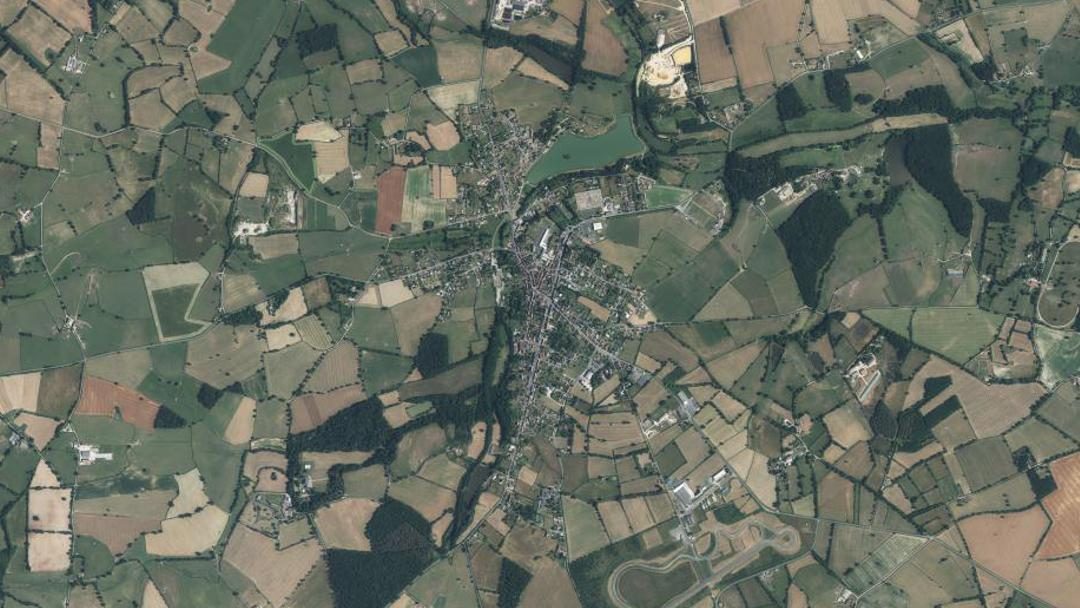 Photo 2 — Lurcy-Lévis, Allier (03320)