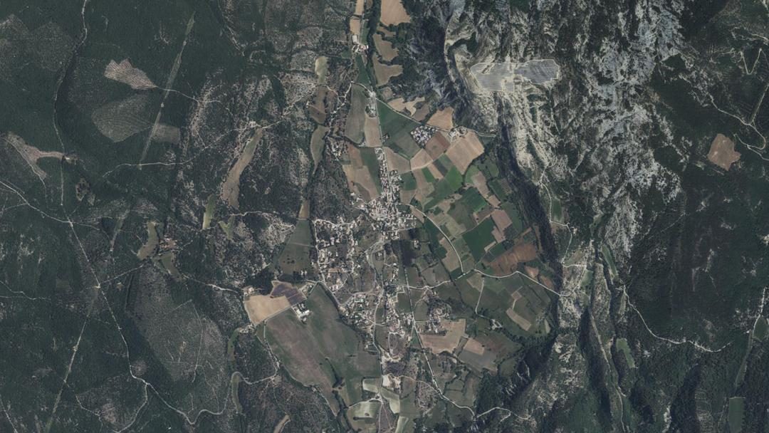 Châteauneuf-Val-Saint-Donat, Alpes-de-Haute-Provence