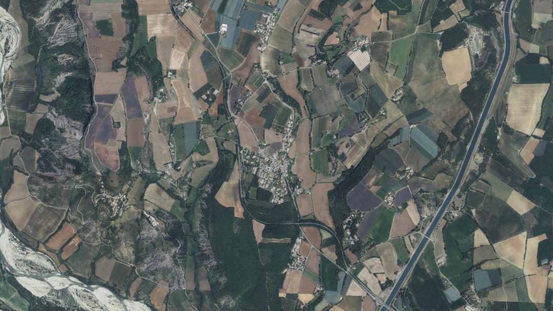 Photo 2 — Mison, Alpes-de-Haute-Provence (04200)