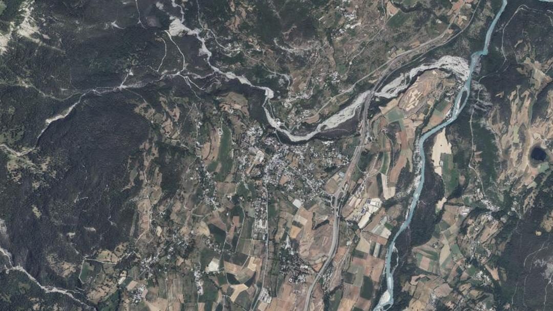 Photo 2 — Châteauroux-les-Alpes, Hautes-Alpes (05380)