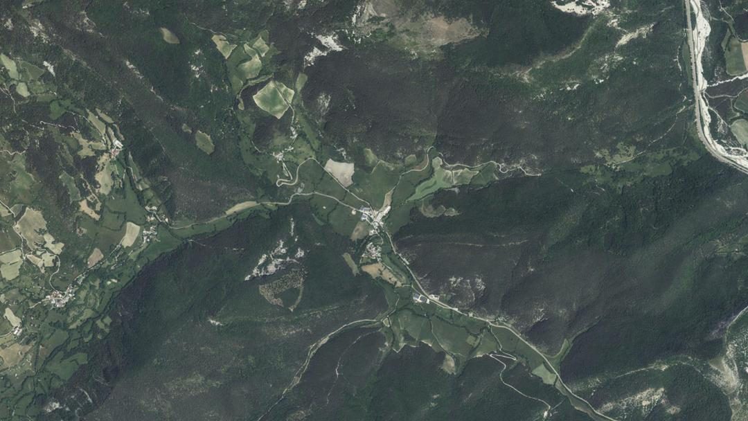 Photo 2 — Montbrand, Hautes-Alpes (05140)