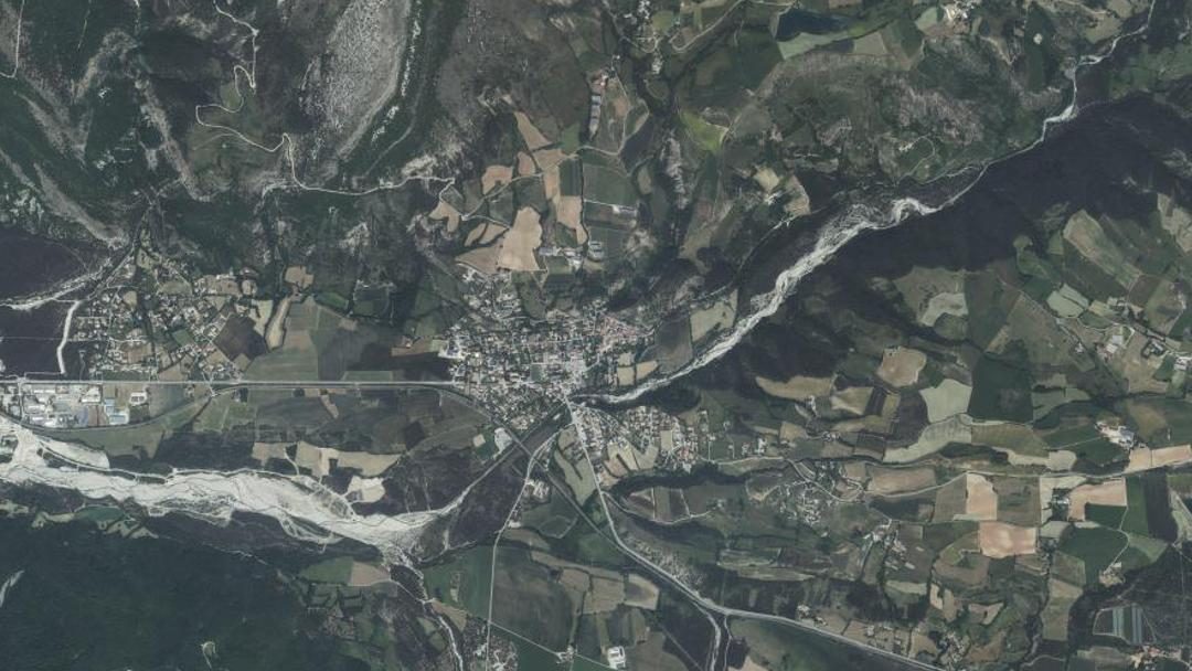 Photo 2 — La Roche-des-Arnauds, Hautes-Alpes (05400)