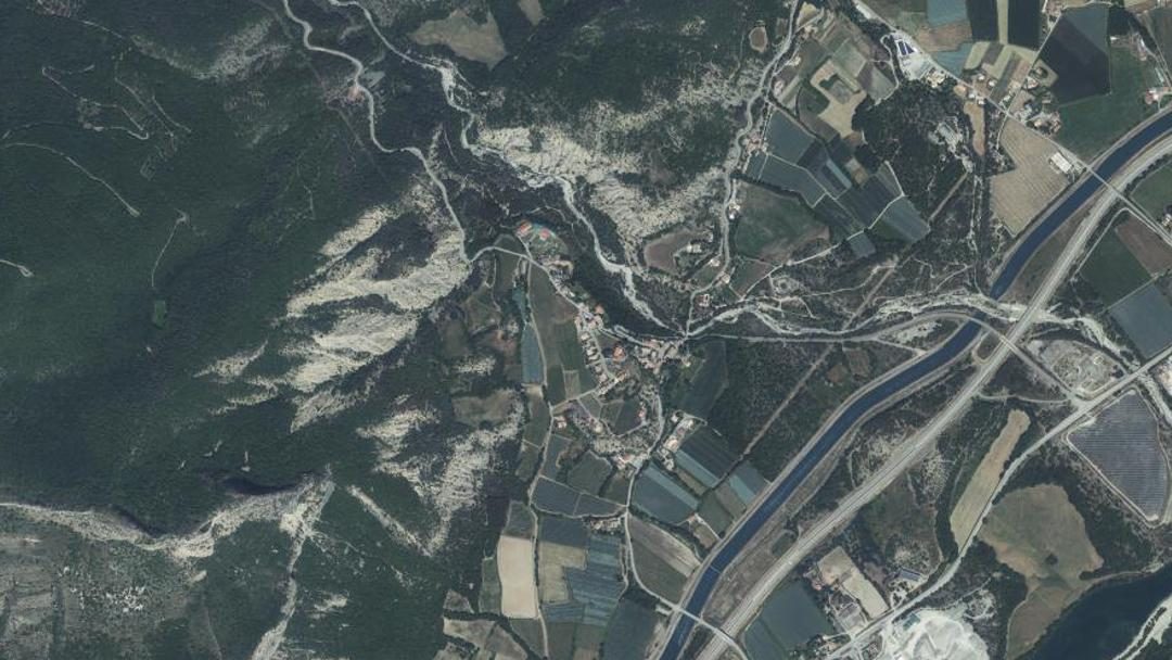 Photo 2 — Vitrolles, Hautes-Alpes (05110)