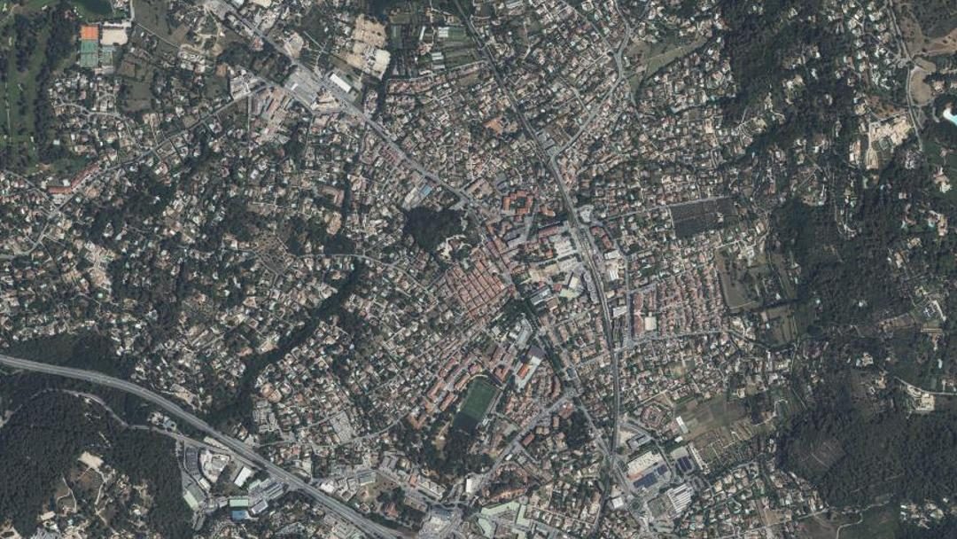 Photo 4 — Mouans-Sartoux, Alpes-Maritimes (06370)