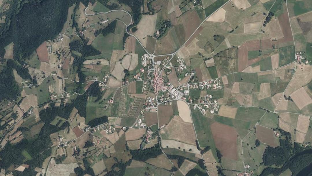 Photo 2 — Saint-Jeure-d'Ay, Ardèche (07290)