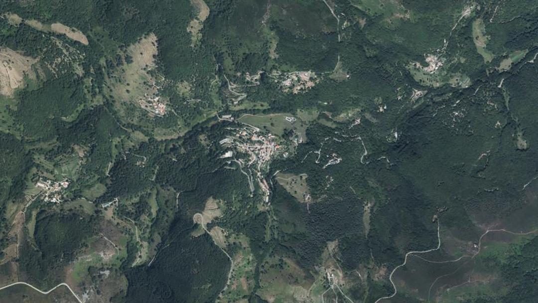Photo 2 — Saint-Julien-du-Gua, Ardèche (07190)