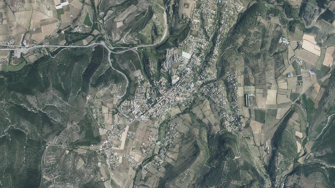 Photo 2 — Villeneuve-de-Berg, Ardèche (07170)