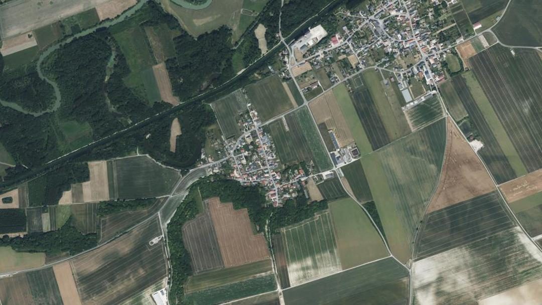 Photo 2 — Aire, Ardennes (08190)