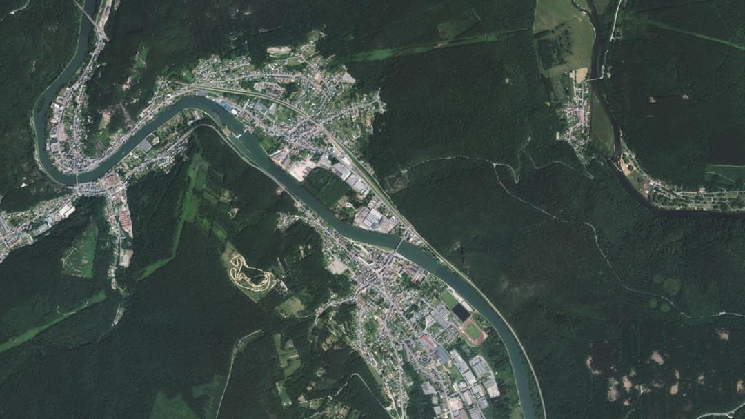 Photo 5 — Bogny-sur-Meuse, Ardennes (08120)