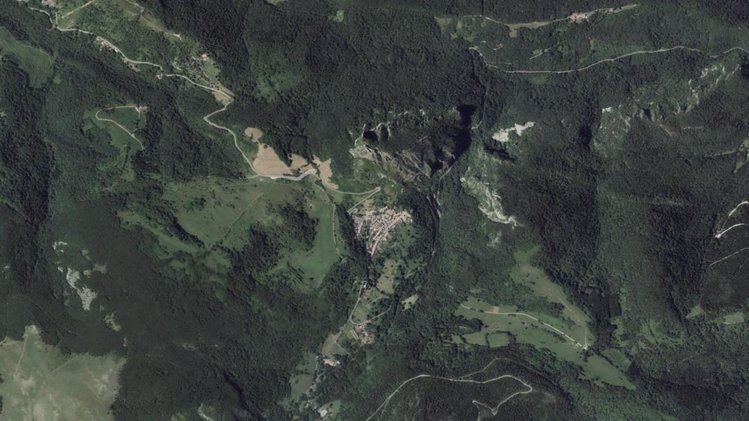 Photo 2 — Montségur, Ariège (09300)