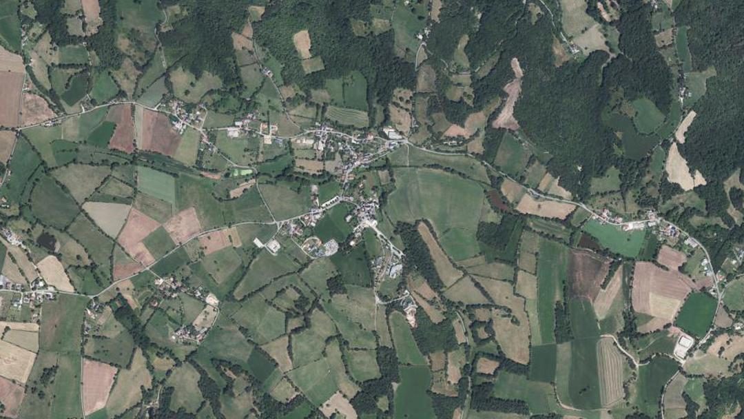 Photo 2 — Lugan, Aveyron (12220)