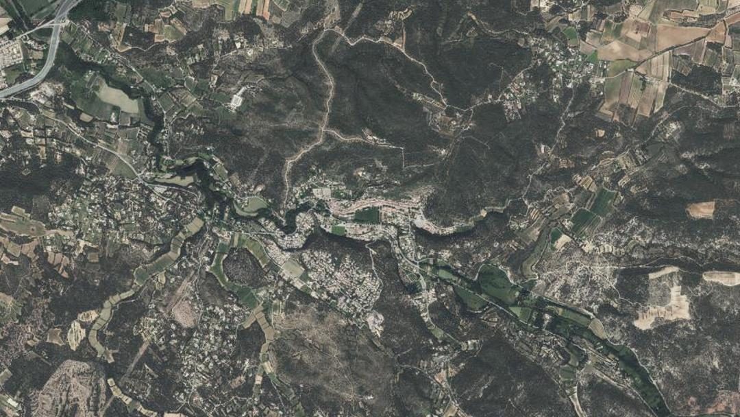 Photo 4 — Jouques, Bouches-du-Rhône (13490)