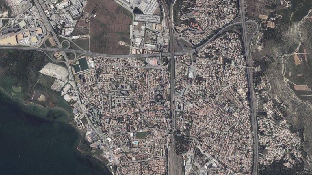 Photo 3 — Rognac, Bouches-du-Rhône (13340)