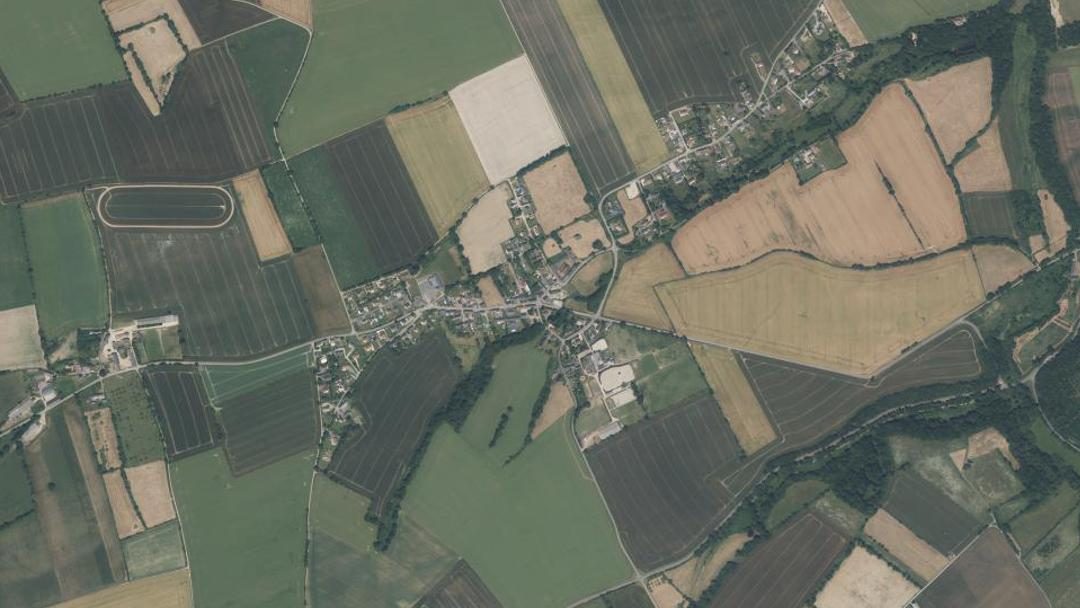 Photo 2 — Landes-sur-Ajon, Calvados (14310)