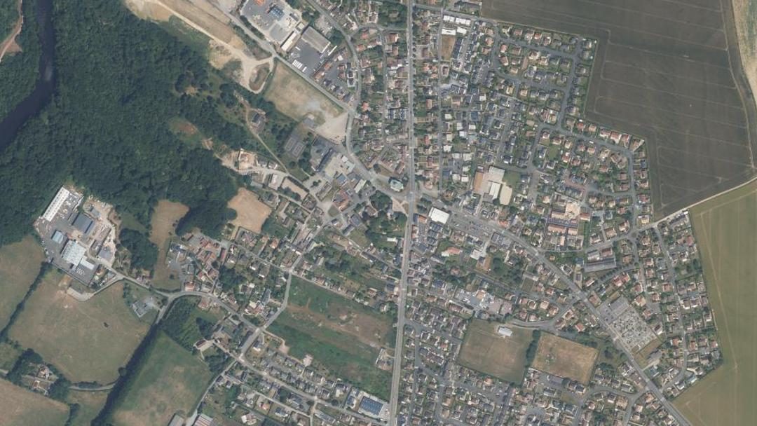 Photo 3 — May-sur-Orne, Calvados (14320)