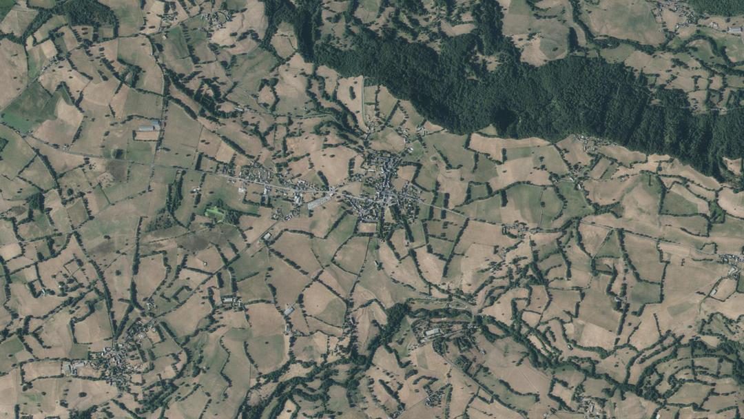Photo 2 — Anglards-de-Salers, Cantal (15380)