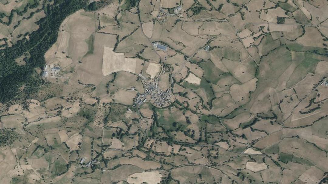 Photo 2 — Laveissenet, Cantal (15300)