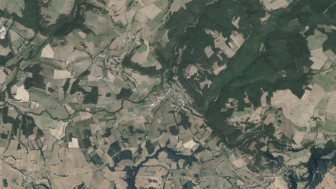 Photo 2 — Lorcières, Cantal (15320)