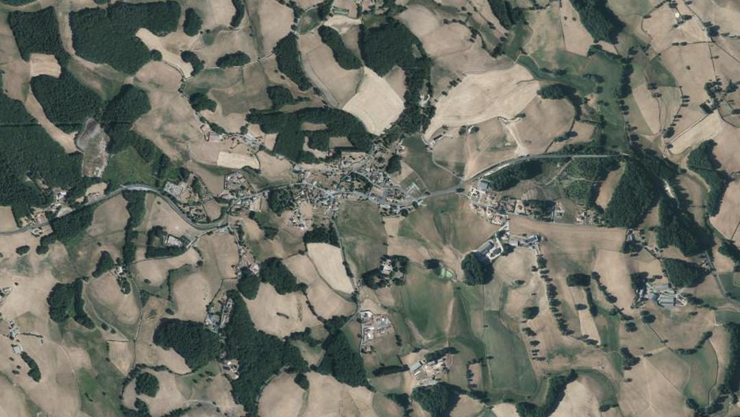 Photo 2 — Roumégoux, Cantal (15290)