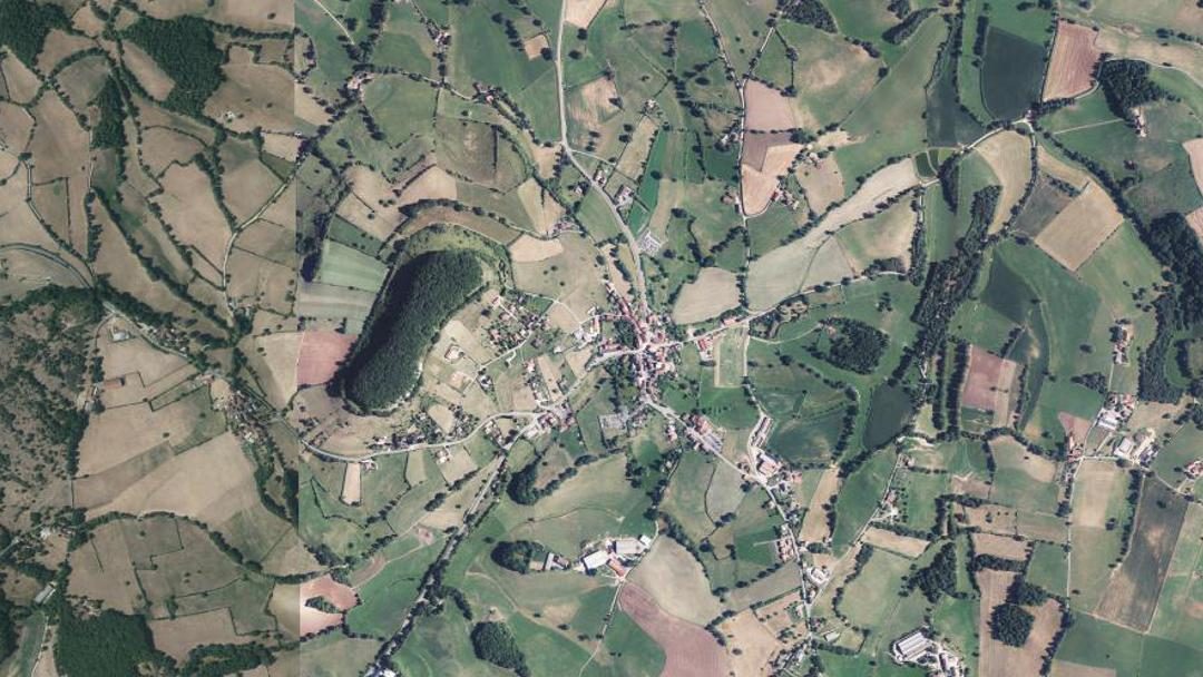 Saint-Santin-De-Maurs, Cantal