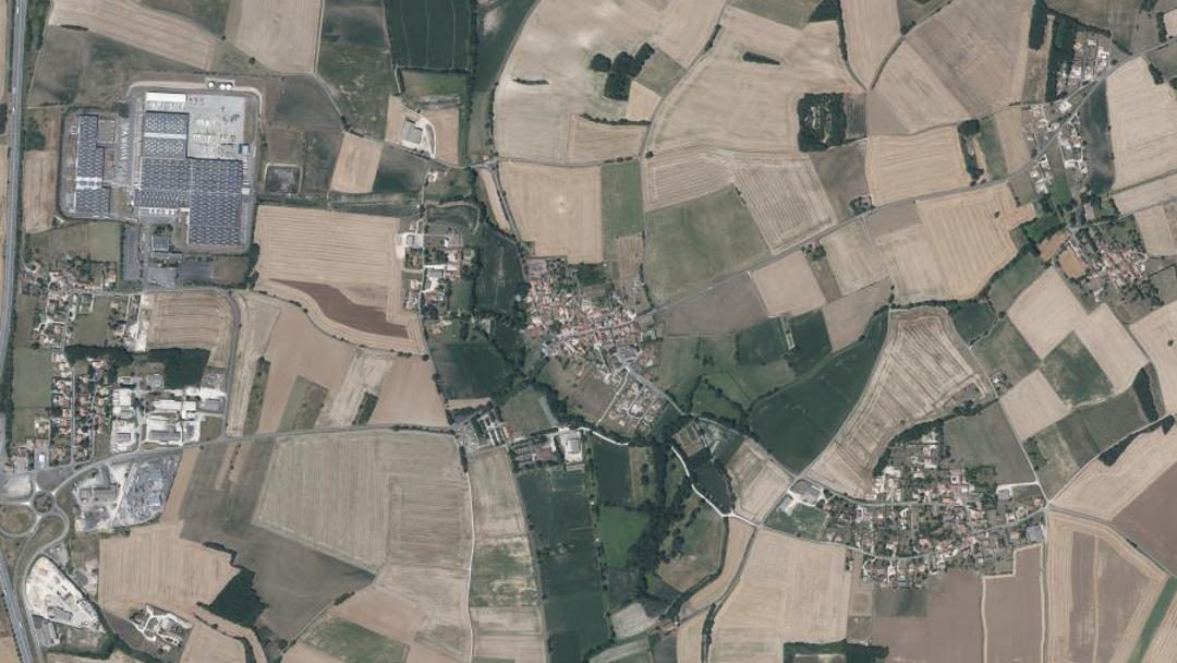 Photo 2 — Anais, Charente (16560)