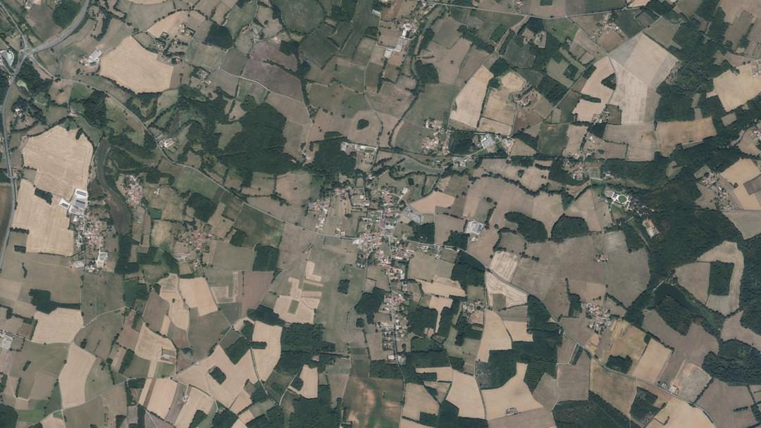 Photo 2 — Nieuil, Charente (16270)
