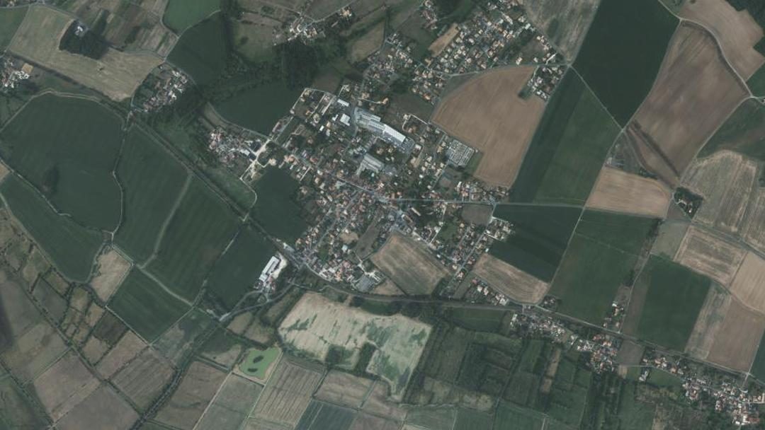 Photo 2 — Bords, Charente-Maritime (17430)