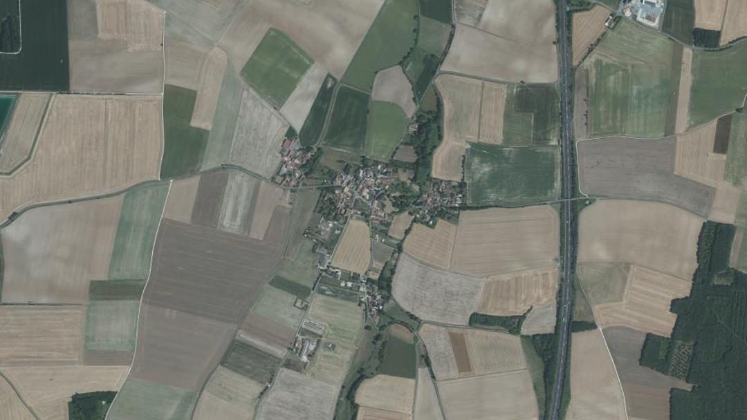 Photo 2 — Lozay, Charente-Maritime (17330)