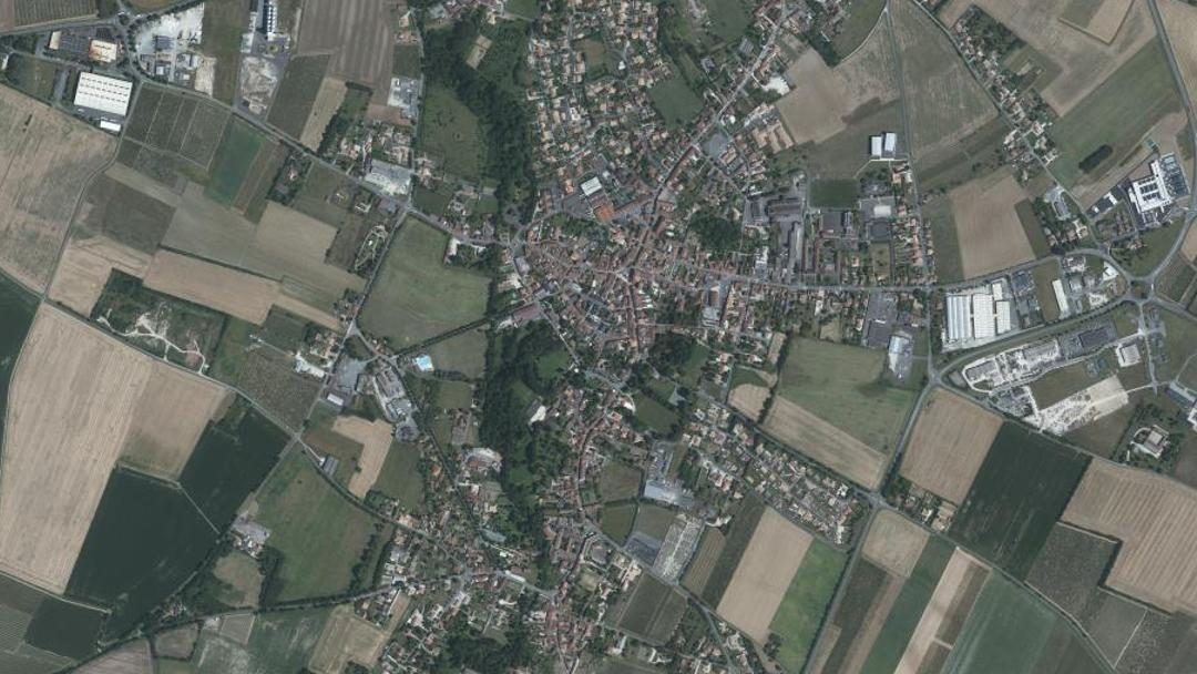 Photo 2 — Matha, Charente-Maritime (17160)