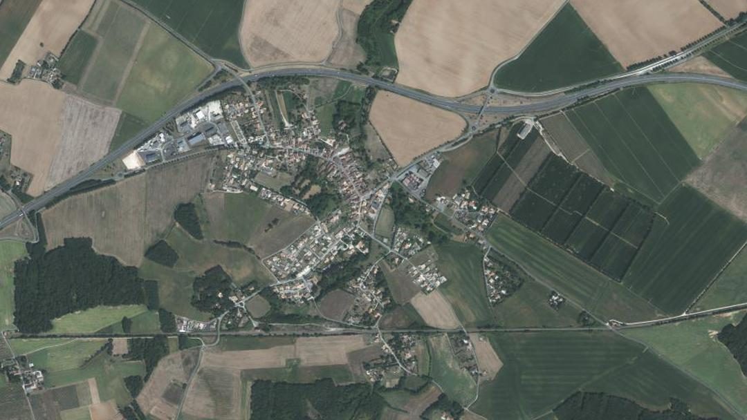 Photo 2 — Pisany, Charente-Maritime (17600)