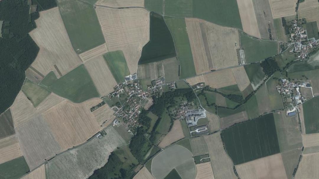 Photo 2 — Saint-Pierre-de-Juillers, Charente-Maritime (17400)