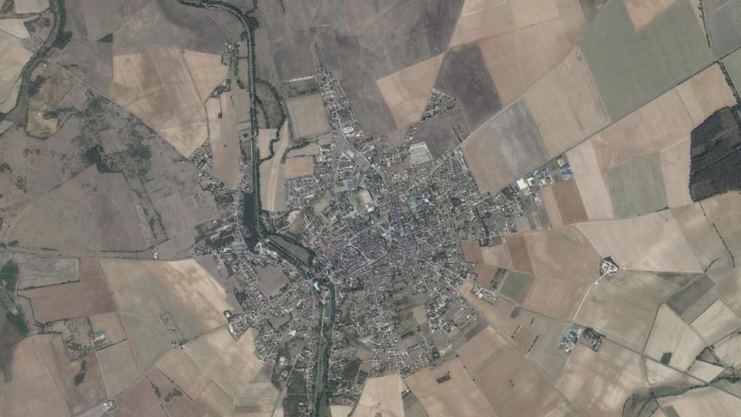 Photo 4 — Dun-sur-Auron, Cher (18130)