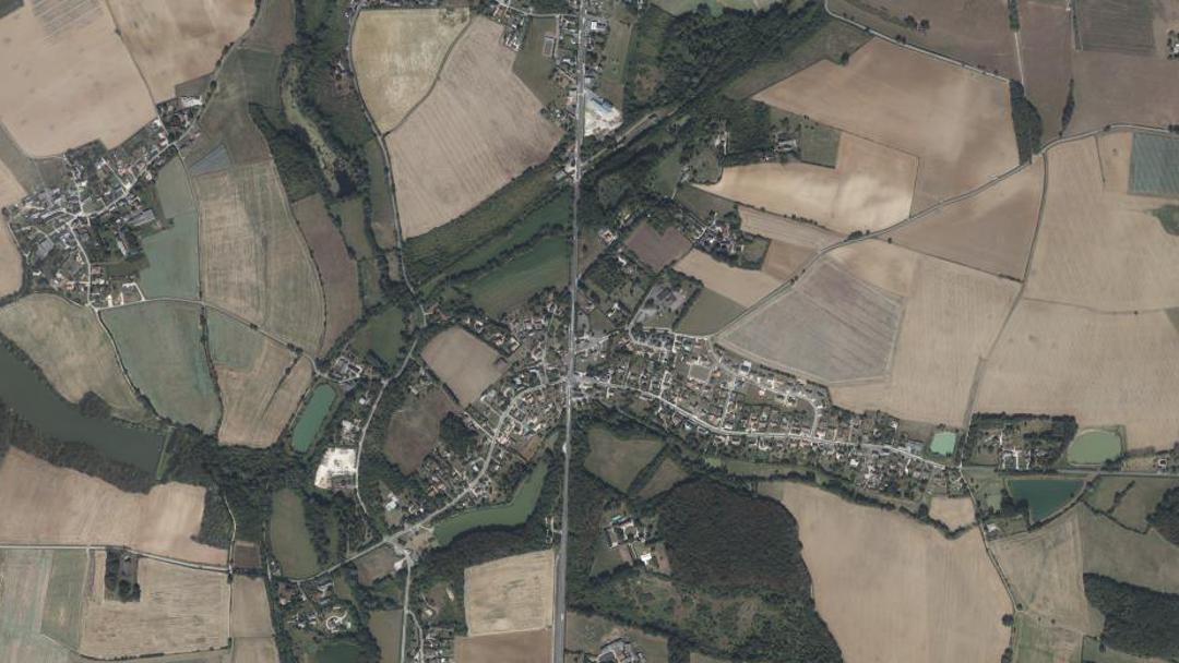 Photo 2 — Saint-Georges-sur-Moulon, Cher (18110)