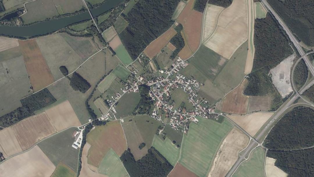 Photo 2 — Saint-Seine-en-Bâche, Côte-d'Or (21130)