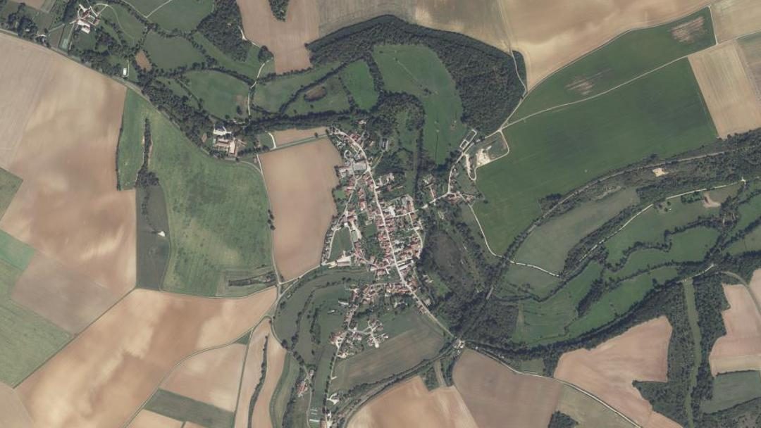 Photo 2 — Veuxhaulles-sur-Aube, Côte-d'Or (21520)